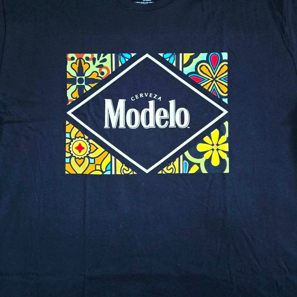C-Life Group Modelo🇲🇽  Graphic Tee👕 - NWT - Picture 3 of 11